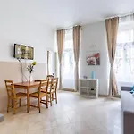 Hotel Legerova 33
