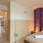 Hotel Legerova 33 3*