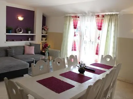 Otel Legerova 33