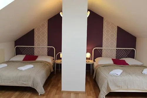 ホテル Legerova 33 3*