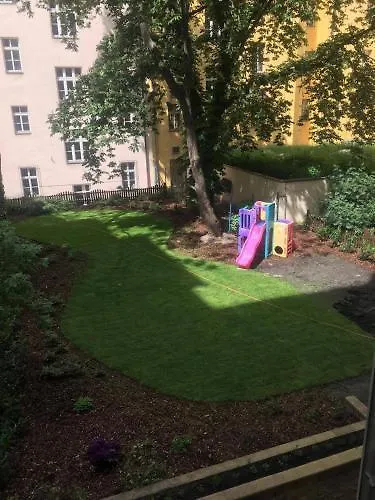 ホテル Legerova 33 3*