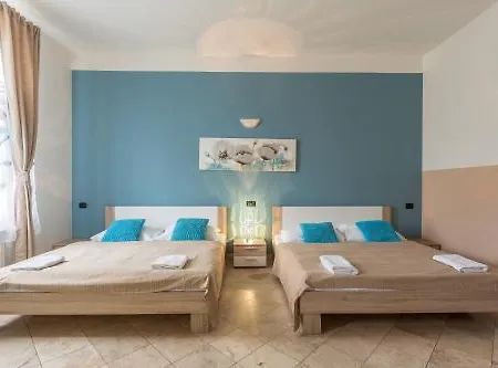 Legerova 33 Hotel 3*