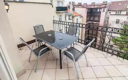 Legerova 33 Ξενοδοχείο 3*